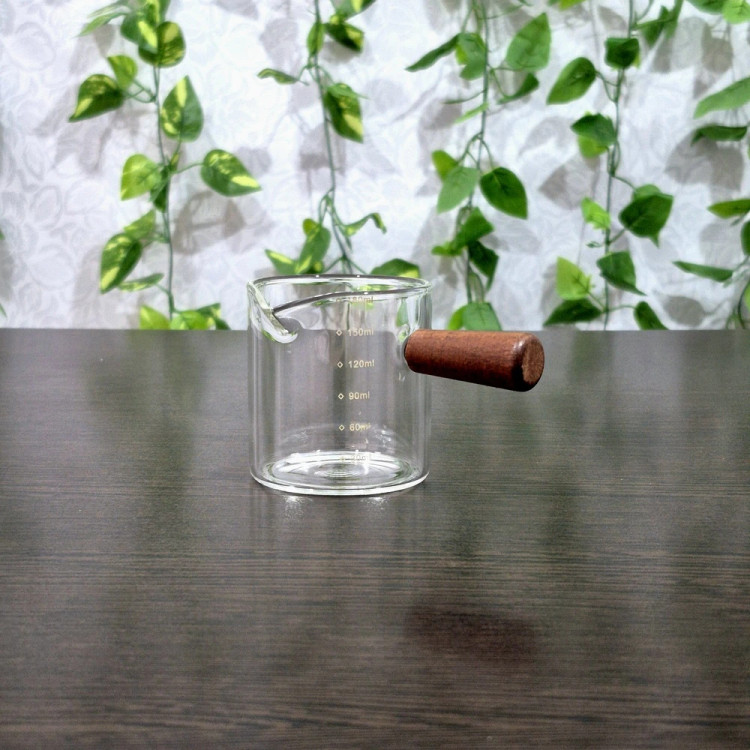 سسخوری پیرکس دسته چوبی حجم ۱۷۵ میل 175ml Pyrex Sauce Boat with Wooden Handle