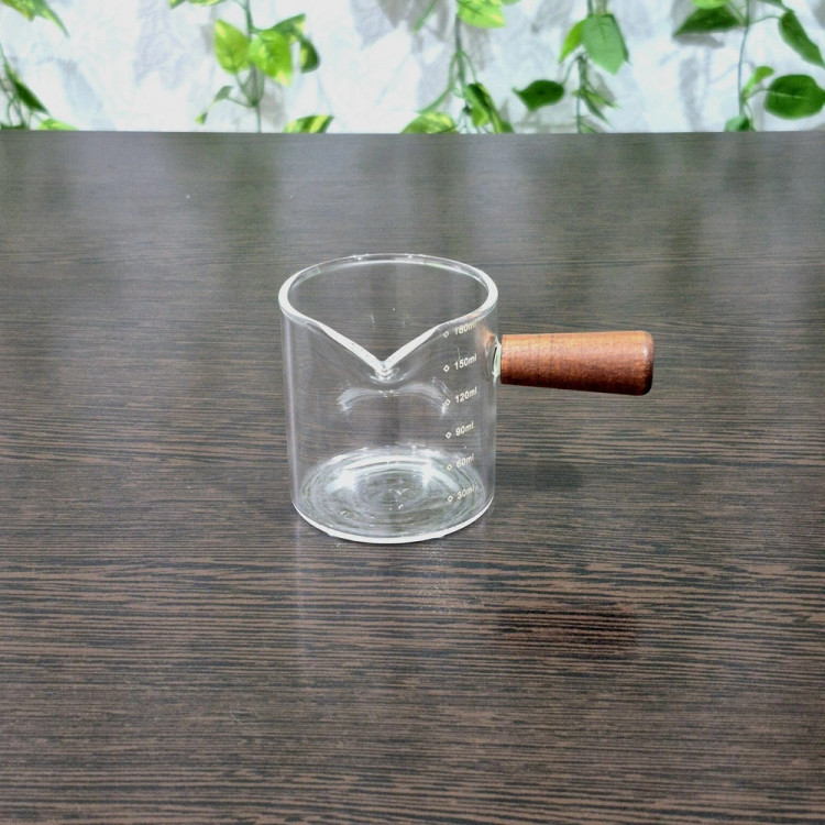 سسخوری پیرکس دسته چوبی حجم ۱۷۵ میل 175ml Pyrex Sauce Boat with Wooden Handle