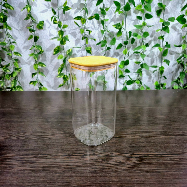 بانکه پیرکس مربعی ساده درب بامبو ابعاد کف ۱۰×۱۰ ارتفاع ۱۰،۱۵ و ۲۰ سانتی متر Simple Square Pyrex Storage Jar with Bamboo Lid — Base 10×10 cm, Heights 10, 15, and 20 cm