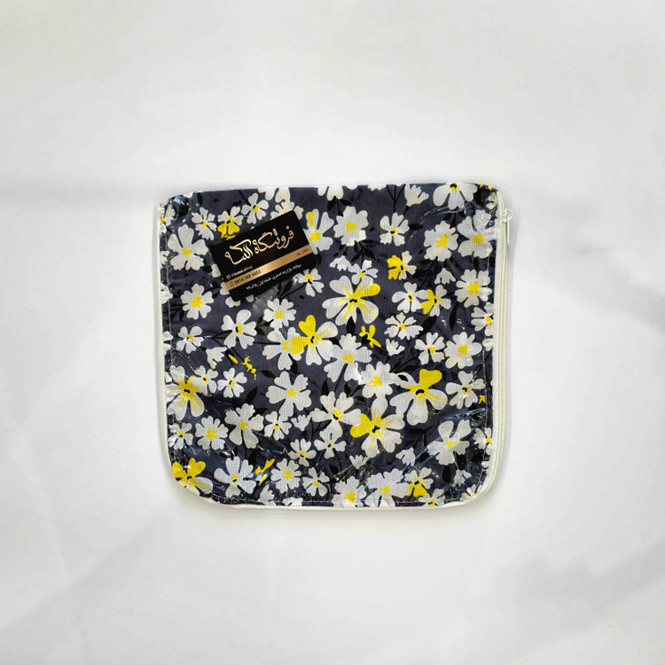 کیسه سبزی داخل پارچه بیرون نایلون سه طرح Inner‑cloth, outer‑nylon vegetable bag, available in three designs.