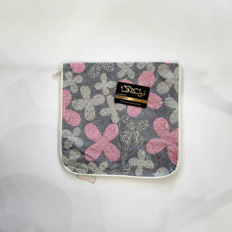 کیسه سبزی داخل پارچه بیرون نایلون سه طرح Inner‑cloth, outer‑nylon vegetable bag, available in three designs.