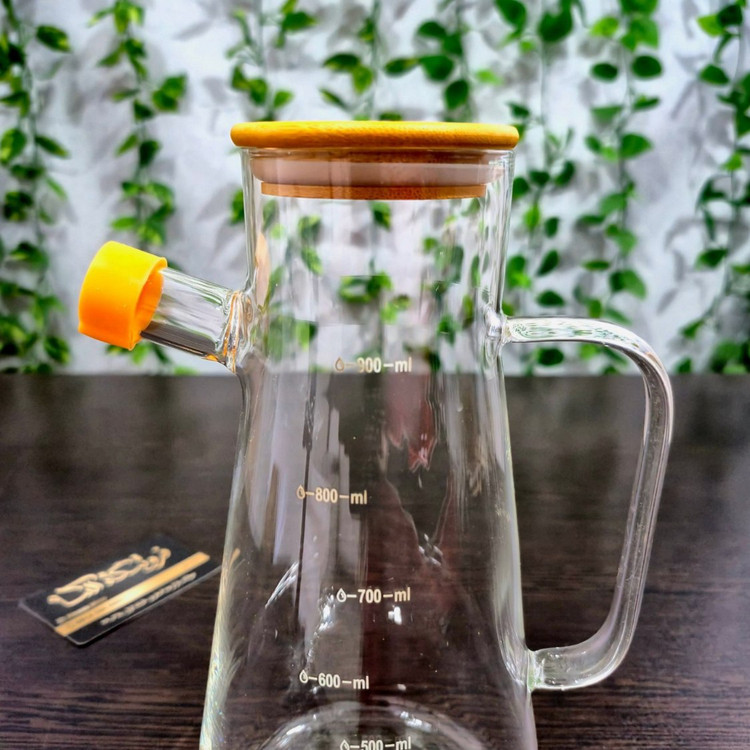 روغنریز پیرکس ۹۰۰ میلیلیتری درب بامبو - 900 ml Pyrex oil dispenser with bamboo lid