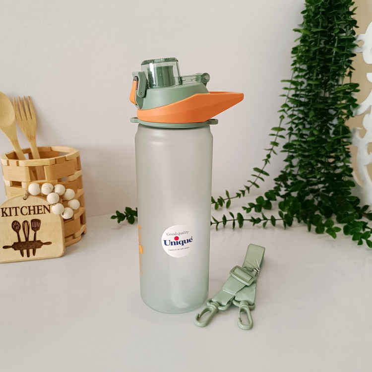 Plastic water bottle (canteen) 900 ml, code 1949, Model Man, Unique brand بطری ( قمقمه ) آب پلاستیکی ۹۰۰ میل کد ۱۹۴۹ مدل مان برند یونیک