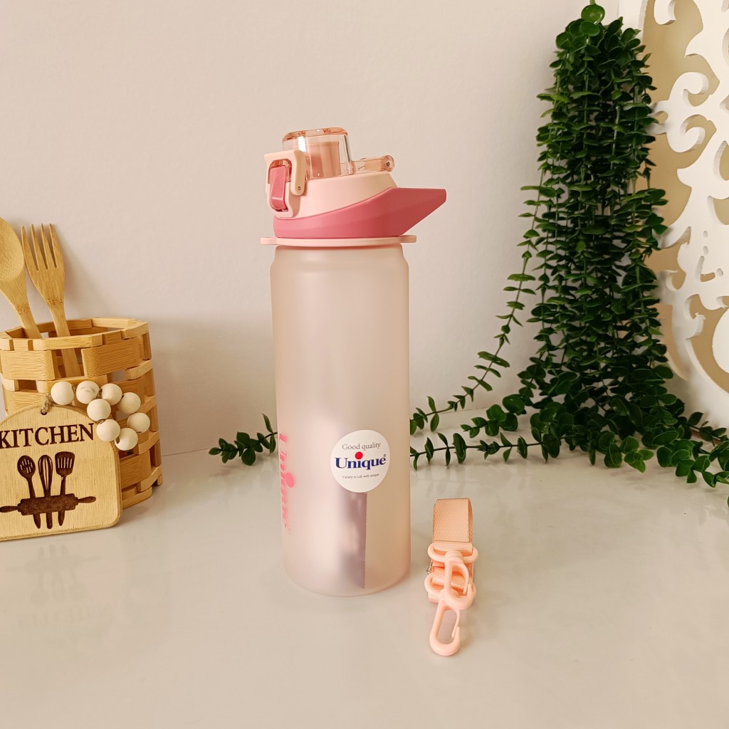 Plastic water bottle (canteen) 900 ml, code 1949, Model Man, Unique brand بطری ( قمقمه ) آب پلاستیکی ۹۰۰ میل کد ۱۹۴۹ مدل مان برند یونیک