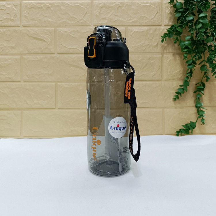 Plastic Water Bottle (Flask) 880ml Matte Model by Unique, Code 1952 بطری ( قمقمه ) آب پلاستیکی ۸۸۰ میل مدل مات برند یونیک کد ۱۹۵۲