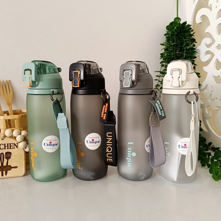 Plastic Water Bottle (Flask) 880ml Matte Model by Unique, Code 1952 بطری ( قمقمه ) آب پلاستیکی ۸۸۰ میل مدل مات برند یونیک کد ۱۹۵۲