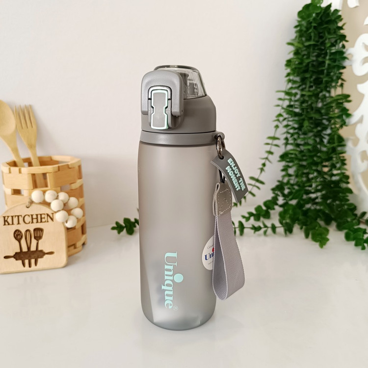 Plastic Water Bottle (Flask) 880ml Matte Model by Unique, Code 1952 بطری ( قمقمه ) آب پلاستیکی ۸۸۰ میل مدل مات برند یونیک کد ۱۹۵۲